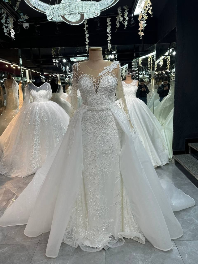 Robe de Mariée Sirène Col Coeur Perlée / Réf : RMS82