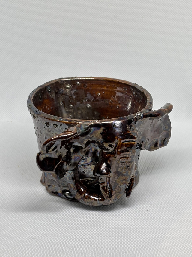 ELEPHANT JUG OR MUG