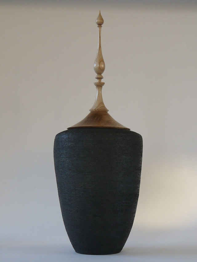 Pot à fleuron terre enfumée réf. 2610