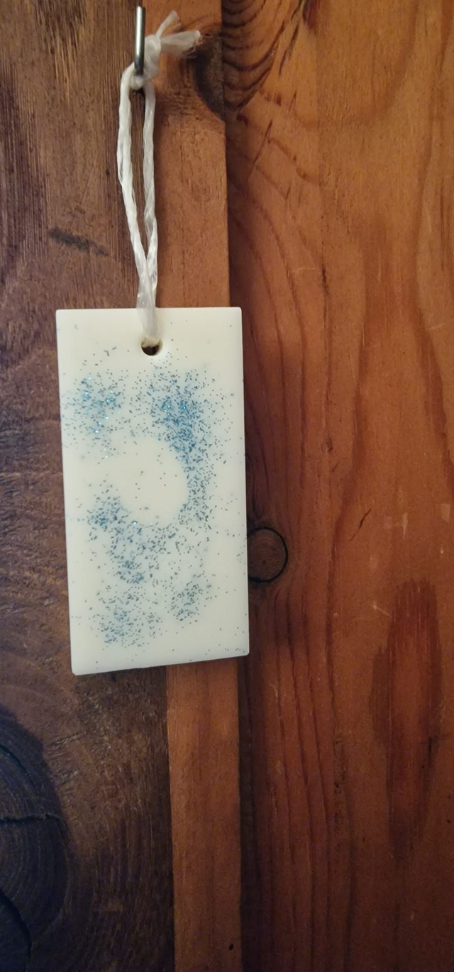 Suspension armoire senteur adoucissant.