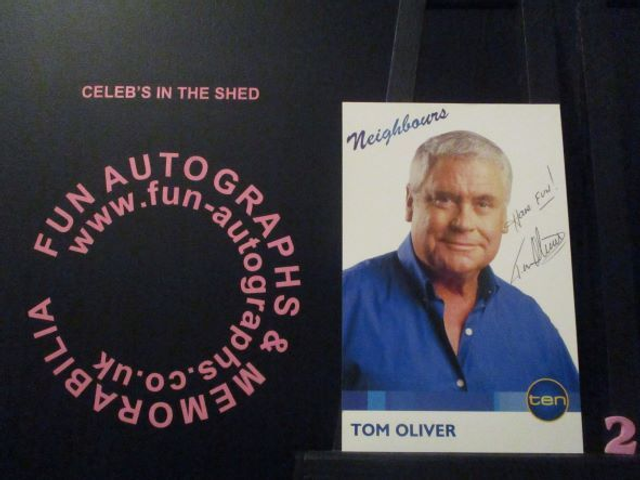 Tom Oliver (Lou Carpenter) Authentic Autographed Neighbours 6x4 Cast Card (2)