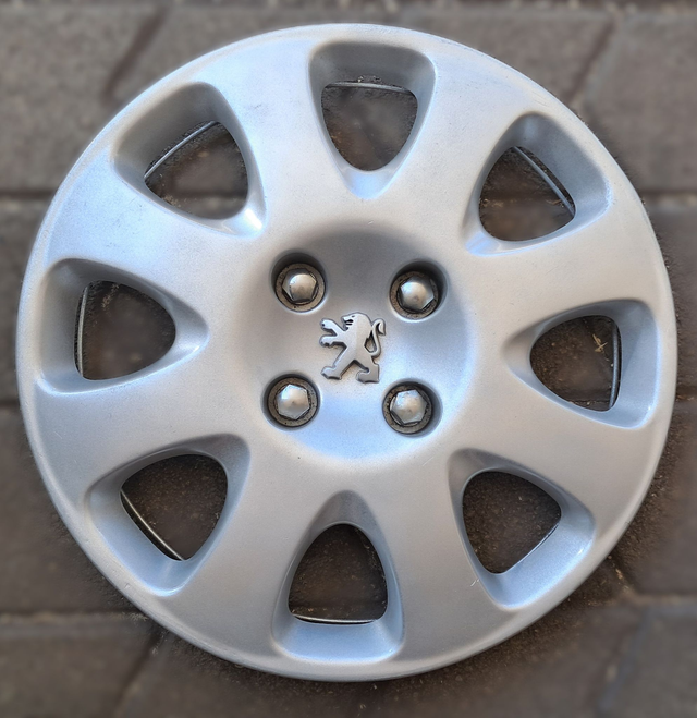 Enjoliveur Peugeot 307 modèle Colombia 15&quot; Occasion