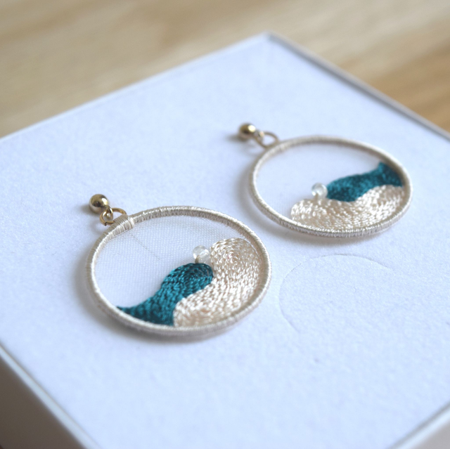 Boucles - VAGUES - crème