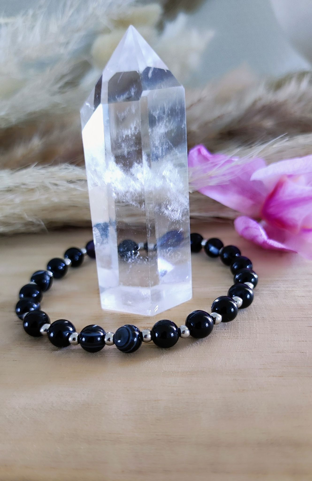 A Bracelet "Renouveau et Protection" Agate noire