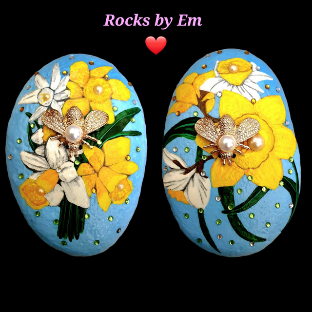 Painted Rock - Daffodil
