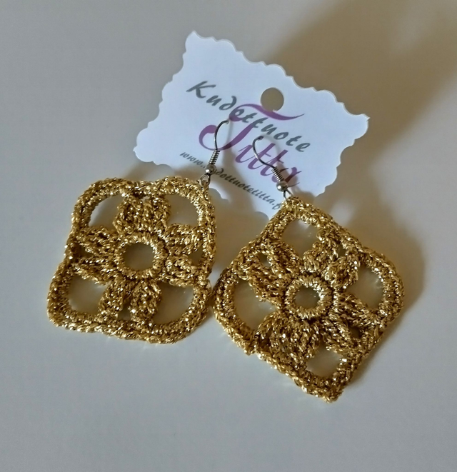 Virkatut Tilkku- korvakorut, kulta