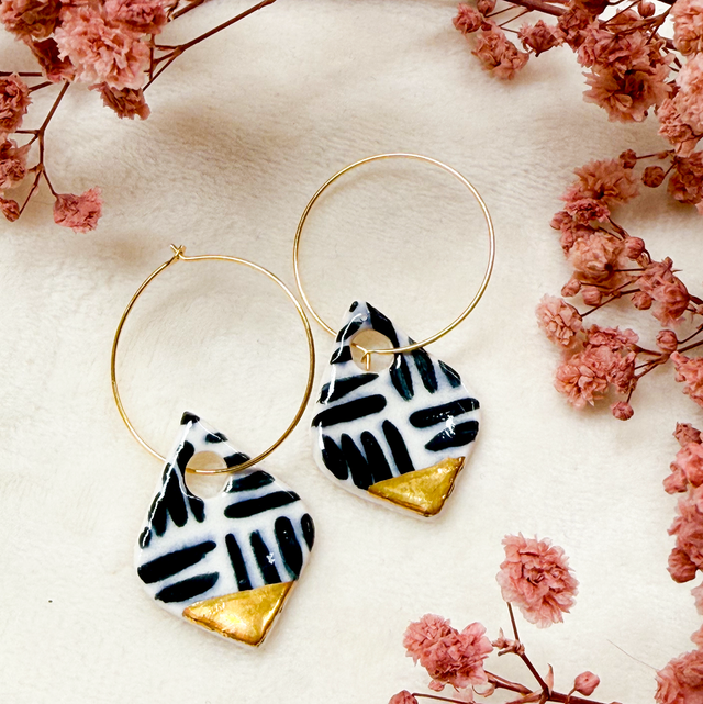 Boucles d’oreilles porcelaine et or