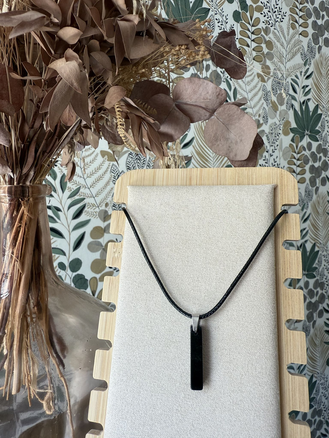 Collier Pendentif Agate noire &amp; Inox couleur argentée