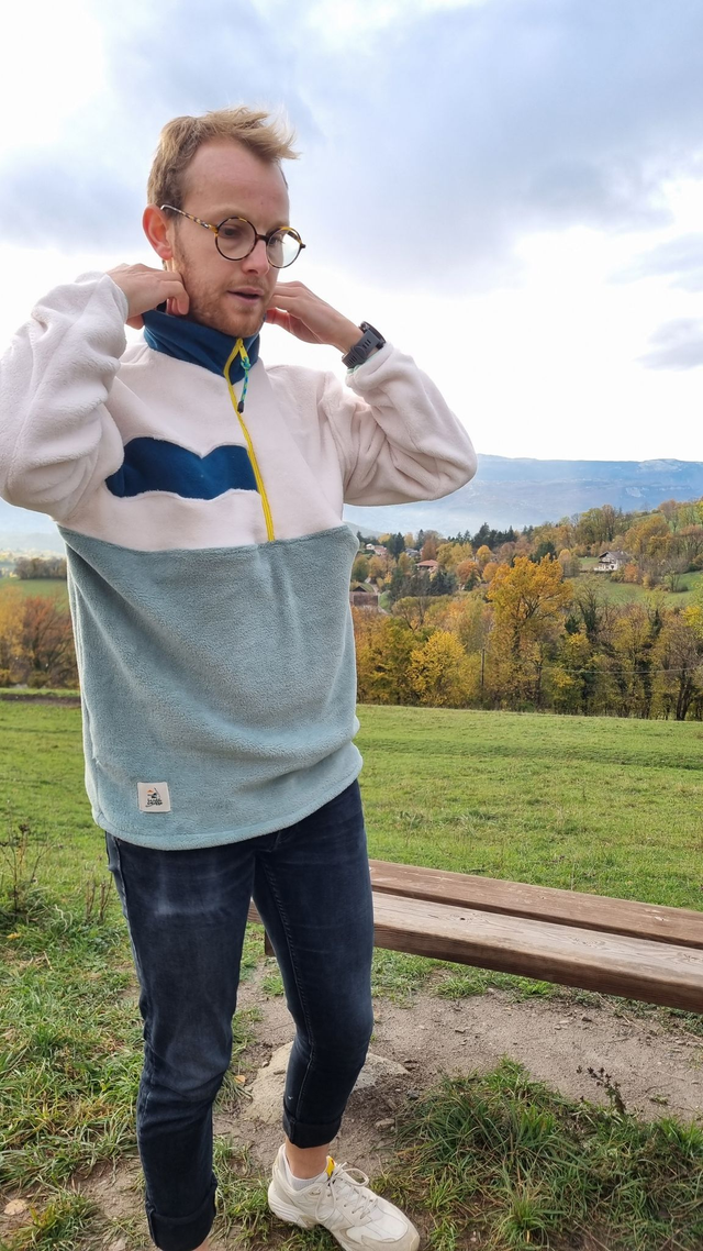 Polaire menthe, jaune, bleu