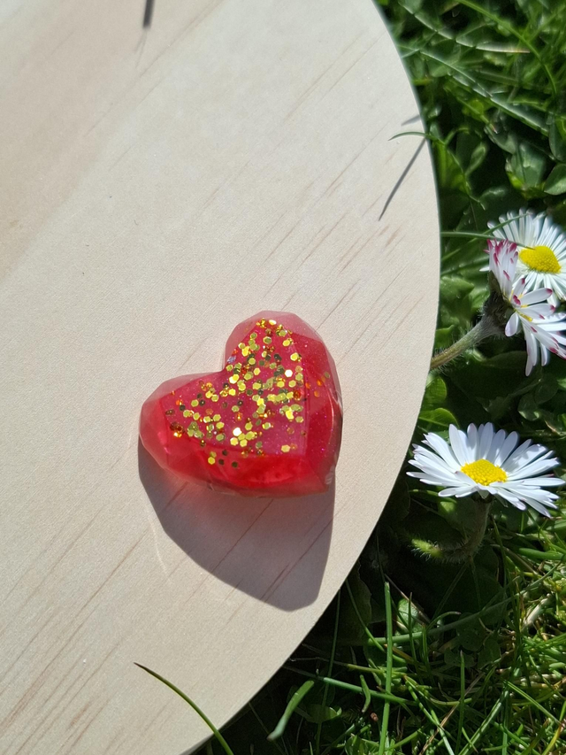 La tchiote broche coeur