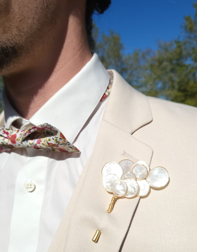 BOUTONNIERE de Mariage en résine-accessoire marié-Collection BACCHUS