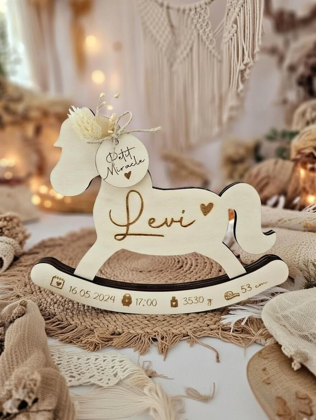 Cheval à bascule Naissance 