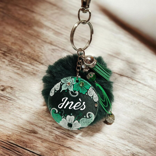 Bijou de sac prénom personnalisé dessiné à la main vert foncé