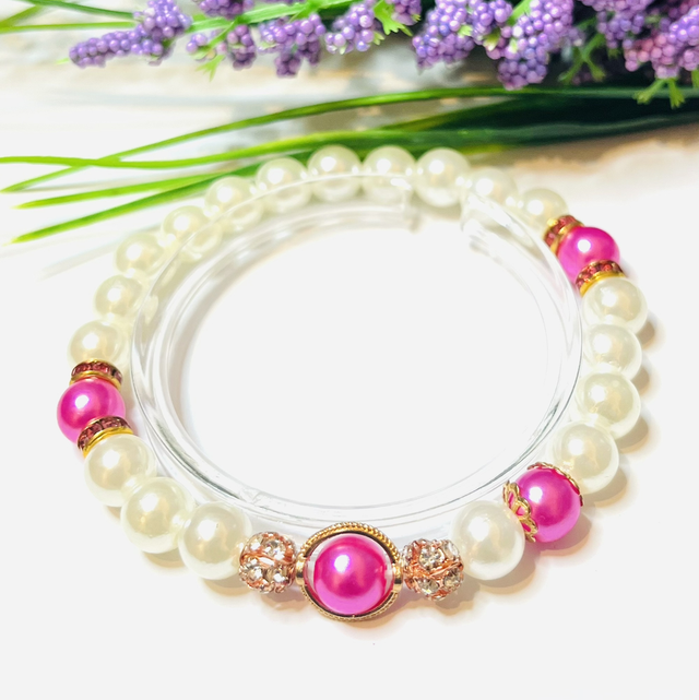 Prinsessenparel” – Kinderarmband met Roze Accenten & Luxe Glans