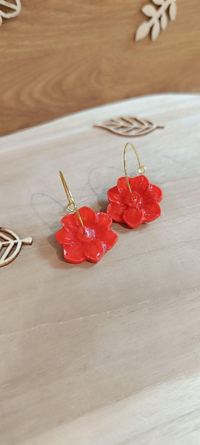 Boucles d&#039;oreilles - fleur orange 