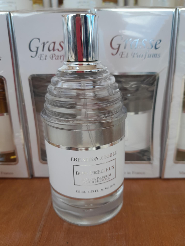 Bois précieux création absolu Grasse 