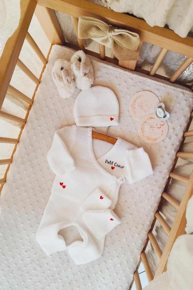 Ensemble 4 pièces en tricot &quot; Petit Coeur &quot;