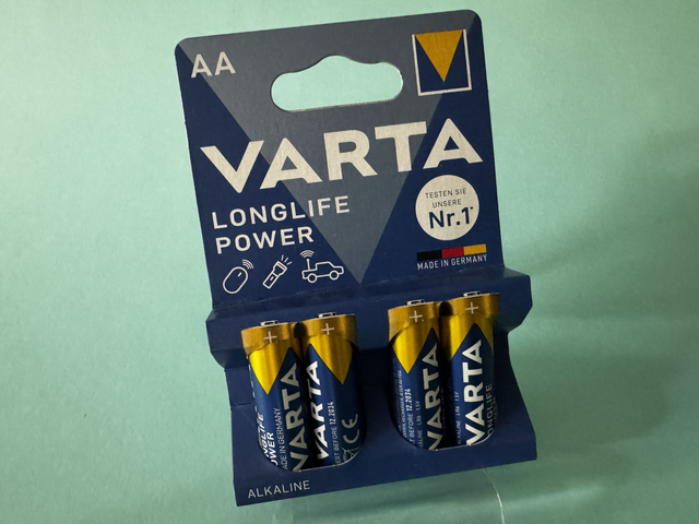 VARTA LONGLIFE POWER AA 4x Mignon Batterien