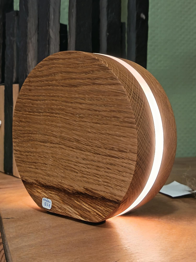 Lampe à LED en chêne circulaire