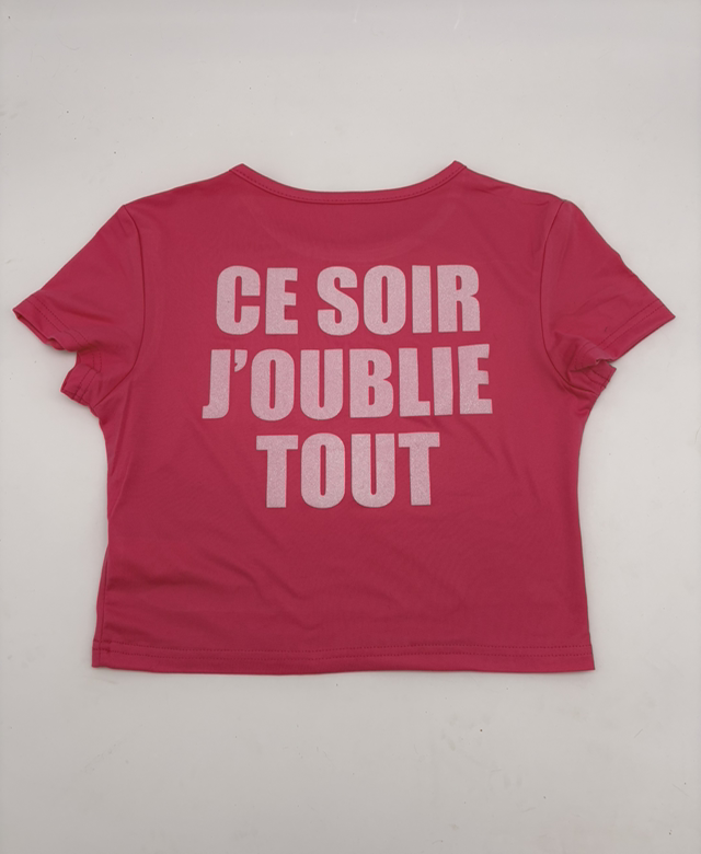 Crop top fit rose CE SOIR J’OUBLIE TOUT blanc à paillettes 