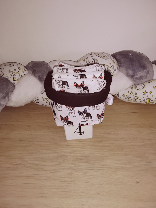 lingettes démaquillantes (7 lingettes + le panier )