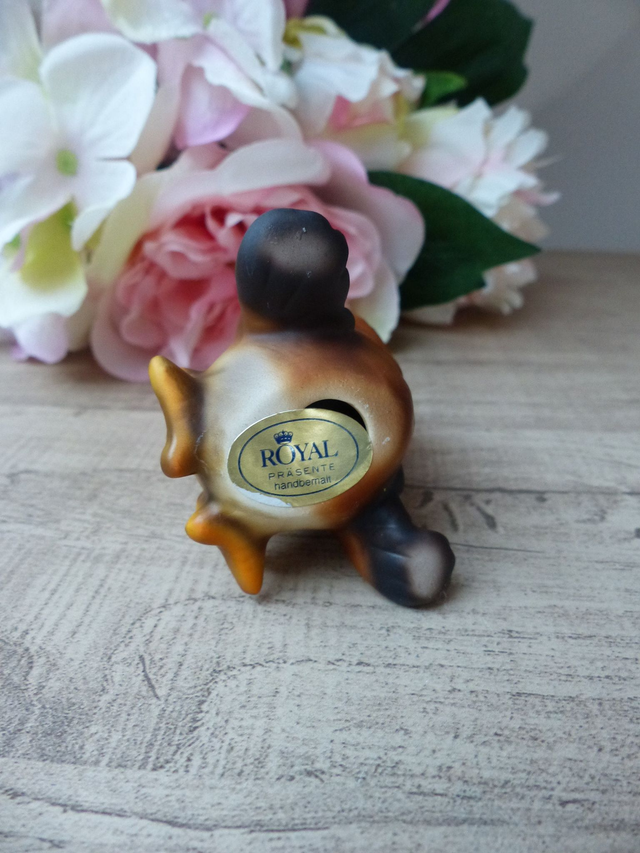 Royal Präsente Adorable Figurine Bébé Chouette Assise en Céramique Peinte à la main Vintage Collection, Cadeau Naissance Couple Maman