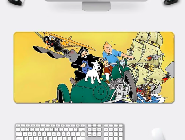 Kuifje / Tintin muismatten voor de echte fans (60x30cm) kleur geel