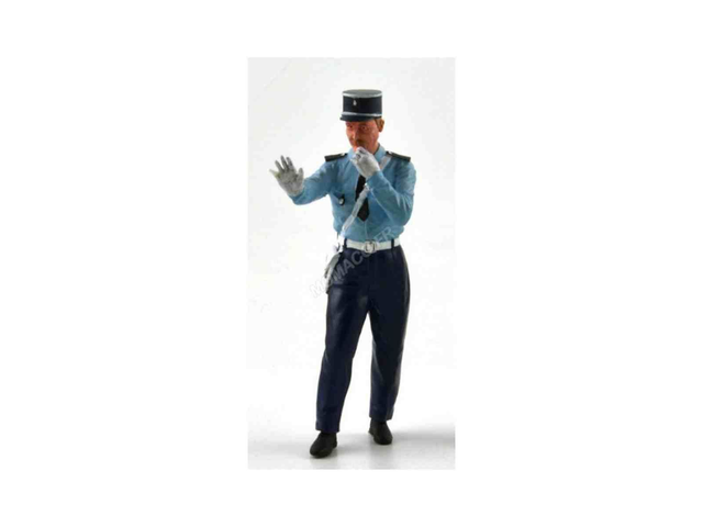Figurine gendarme &#039;Simon&#039; avec sifflet FLM 118052-D1 1/18