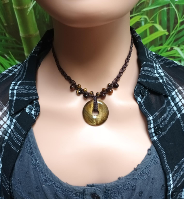 Collier donut en œil de tigre 