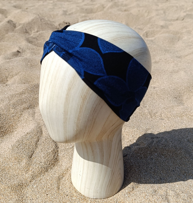 Bandeau - noir fleurs bleues