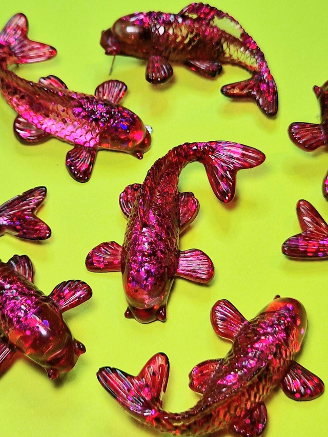 Fancy Lures, Magenta
