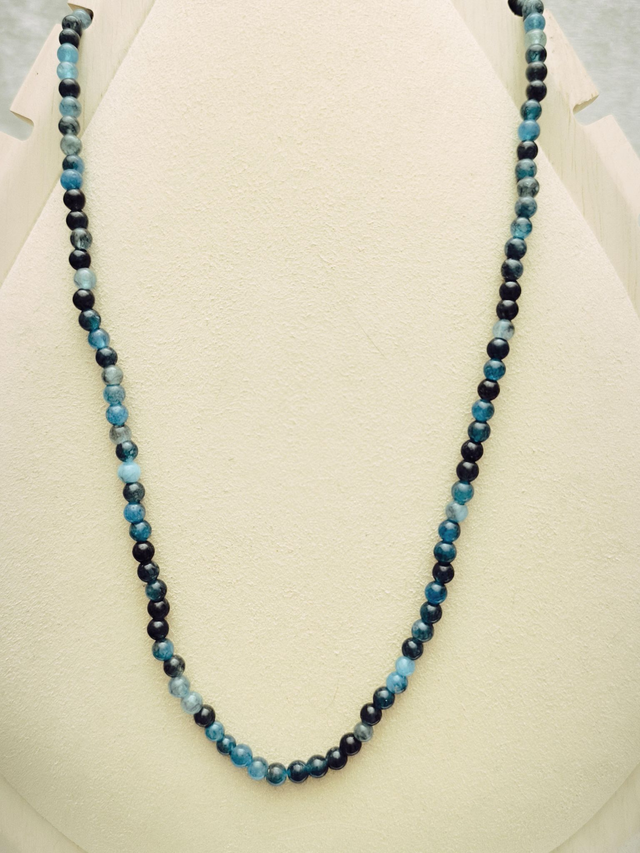 Collier en pierre d'Apatite