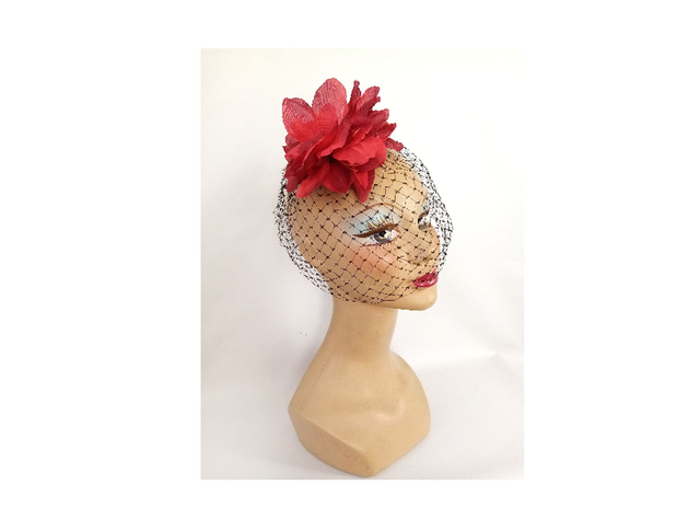 Chapeau mariage voilette noir bibi cérémonie fleur