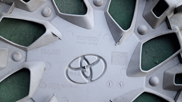 ENJOLIVEUR TOYOTA AYGO MK2 15" OCCASION