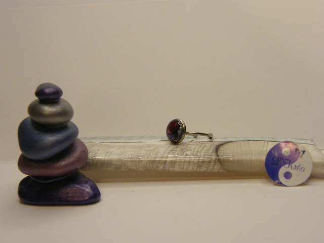 Cabochon Noir/Violet/Rose Translucide