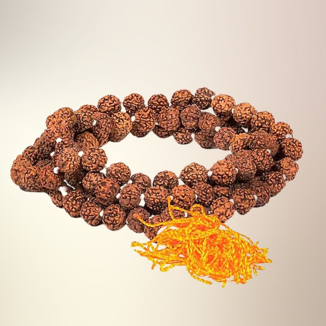 Rudraksha Mala med orange kvast