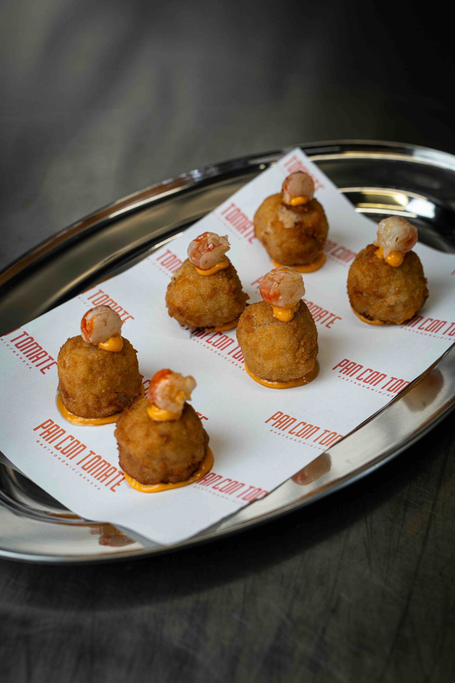 Assortiment tapas mixte (4-6 personnes)