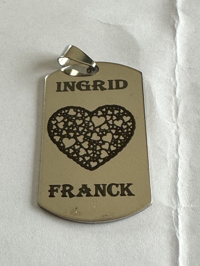 Médaille  cœur avec ou sans prénoms 