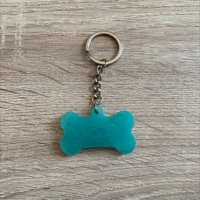 Porte-clés pendentif os M