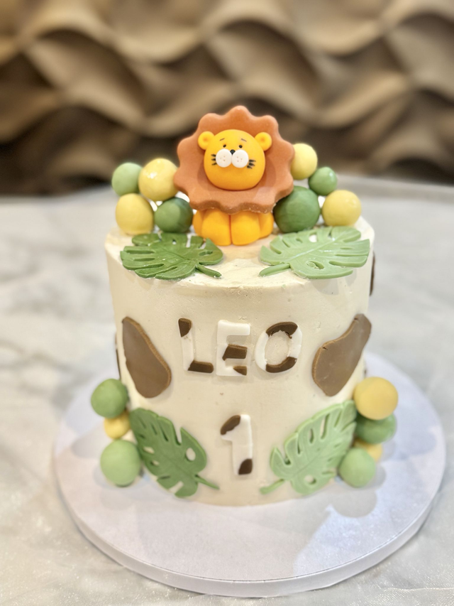 Lion Safari Birthday Cake