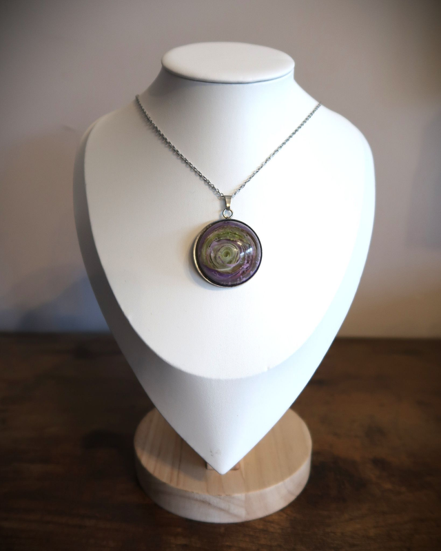 Collier Planète à adopter Voltige | BP107 | Pétri