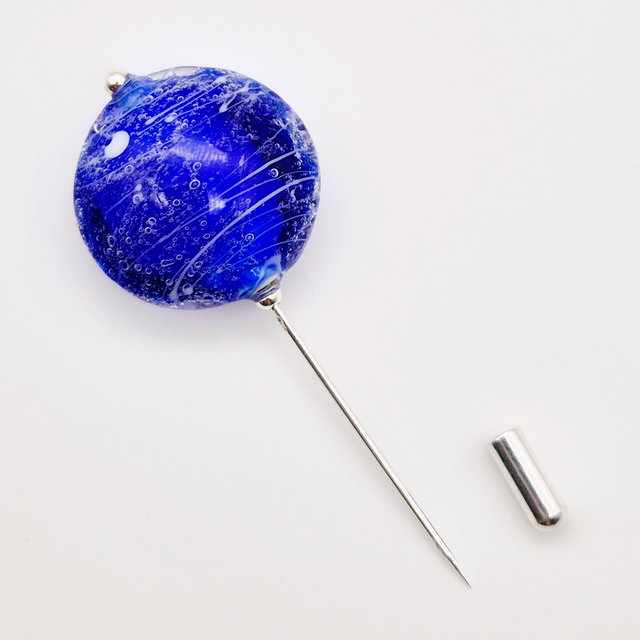 Broche Planète bleu