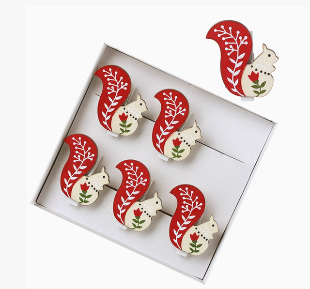 Christmas -Set of 6 Wooden Squirrel Clip