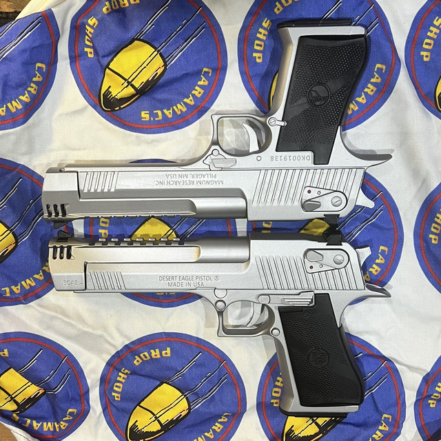 Deadpool: Desert Eagles (Pair)