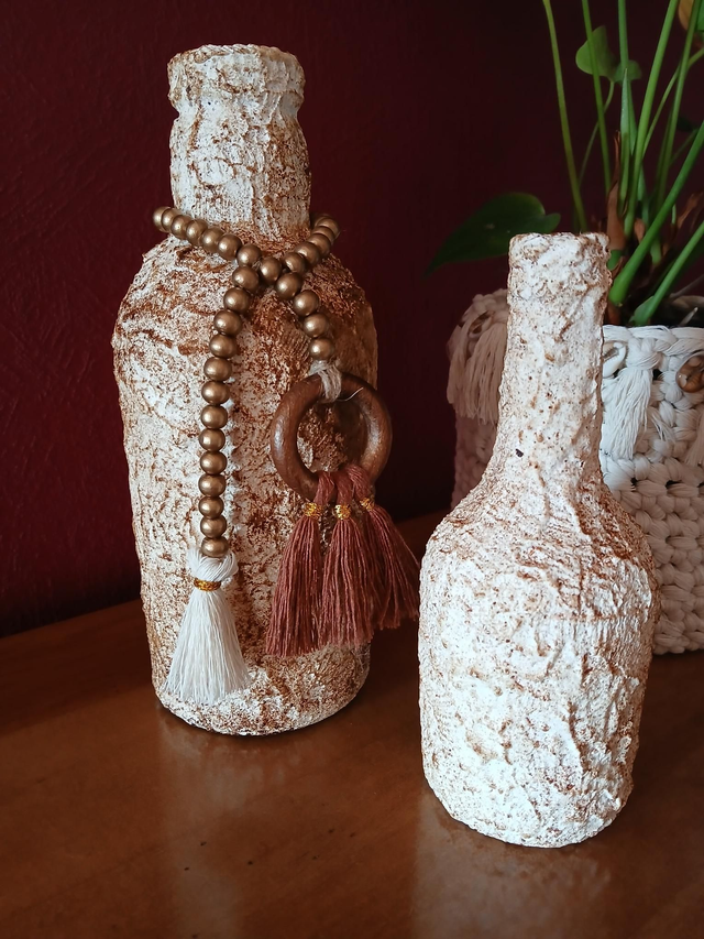 Vases décoratifs texturés style artisanal