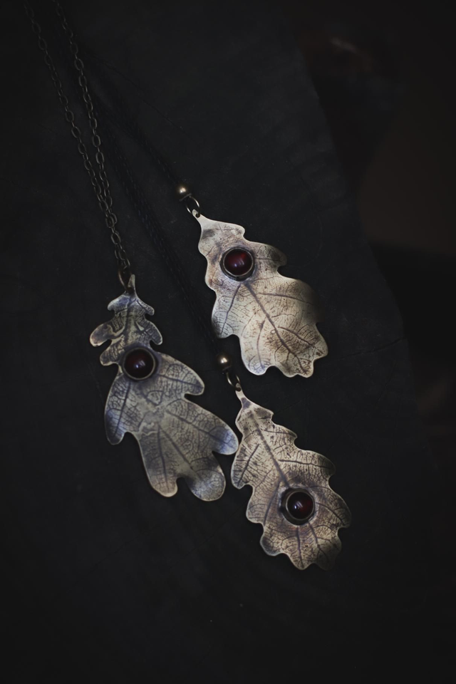 Pendentif feuille de chêne 