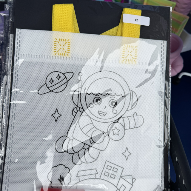 Colouring bag