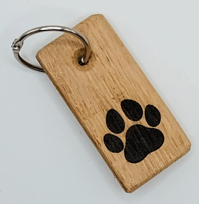 Wood keyring for dog lovers