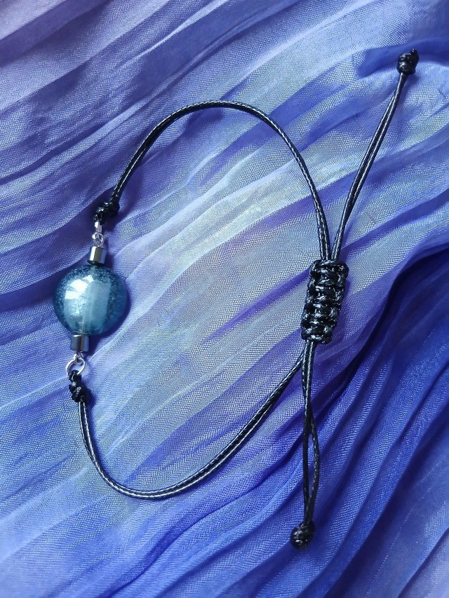 Bracelet perle plate ronde bleu céruléen