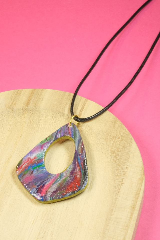 FUGITIVES - collier #09
